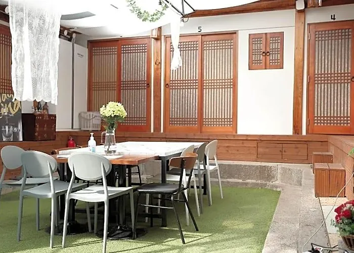 Bibimbap Hanok Gyeongbokgung Private 2*