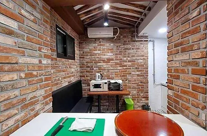 ホテル Bibimbap Hanok Gyeongbokgung Private 2*